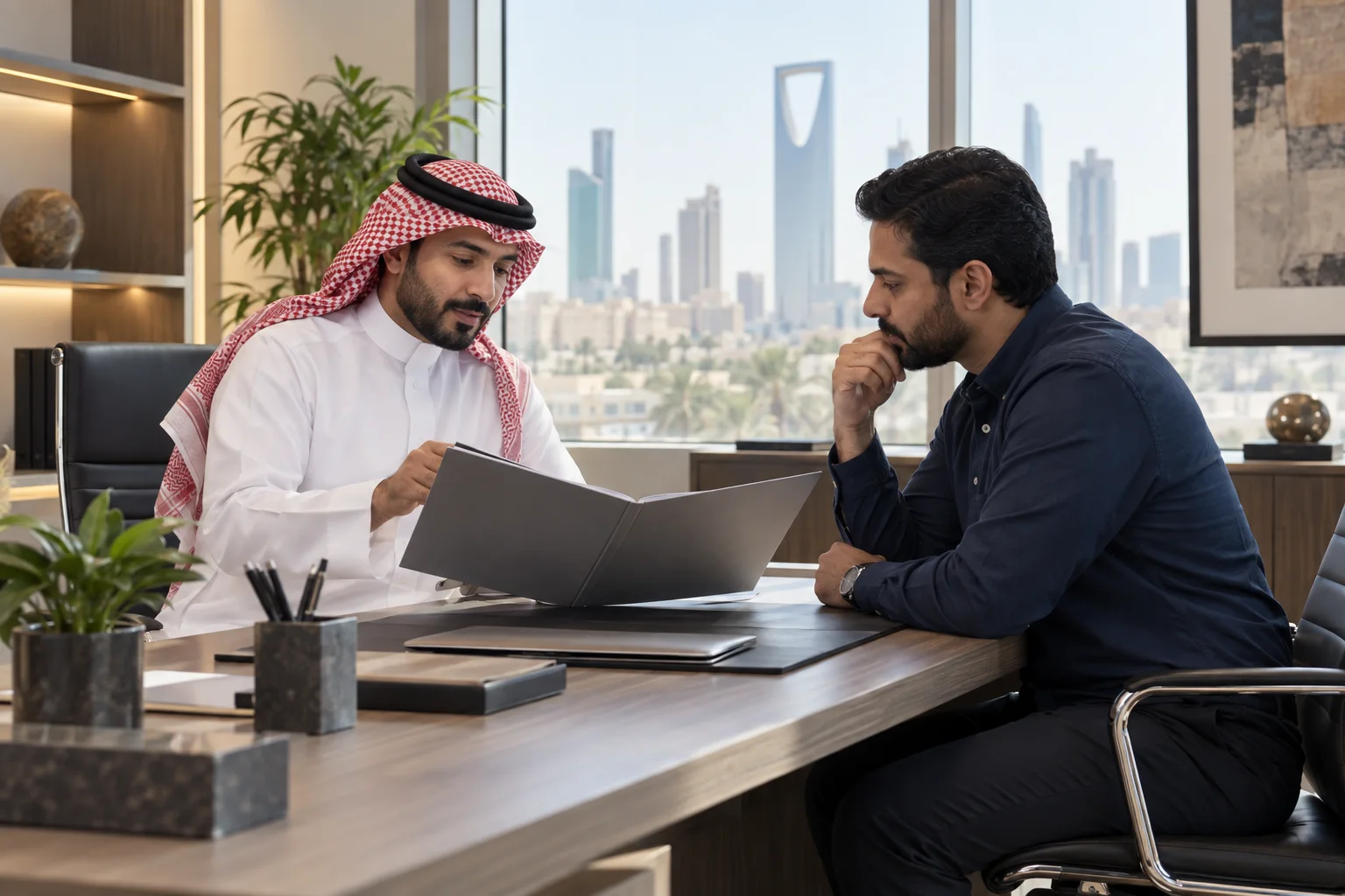 نقل خدمات عامل عبر قوى
